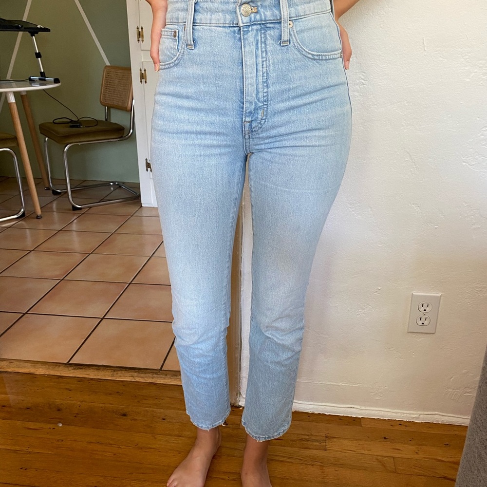 Slim Demi-Boot Jeans in Bellmeade Wash